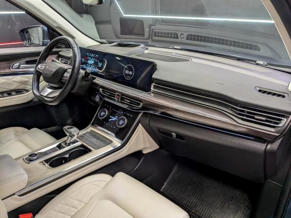 Exeed VX I с пробегом 2022 года, цена 2 325 000 рублей, 112629 км, внедорожник, Автокод Объявления