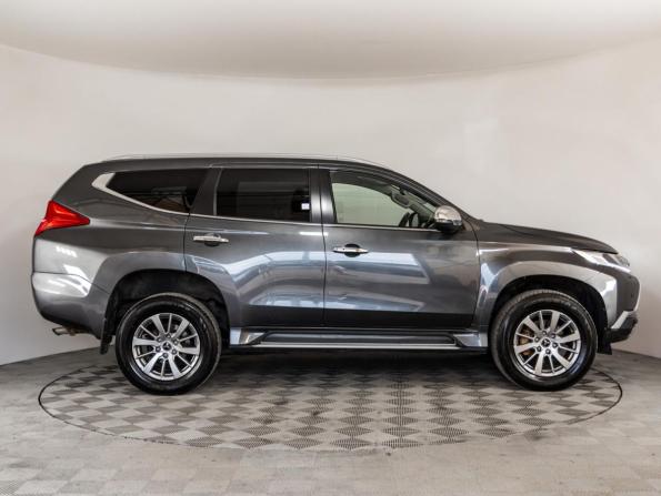 Mitsubishi Pajero Sport III с пробегом 2018 года, цена 3 199 000 рублей, 99169 км, внедорожник, Автокод Объявления