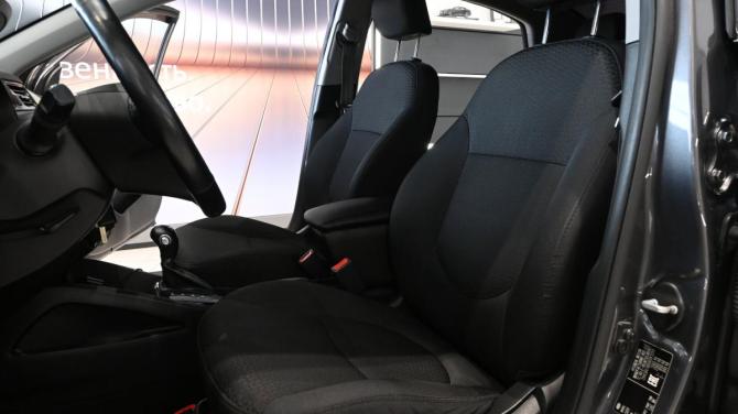 Kia Rio III Рестайлинг с пробегом 2015 года, цена 1 045 000 рублей, 130692 км, седан, Автокод Объявления