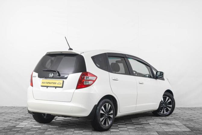 Honda Fit II с пробегом 2009 года, цена 809 000 рублей, 138000 км, хэтчбек, Автокод Объявления