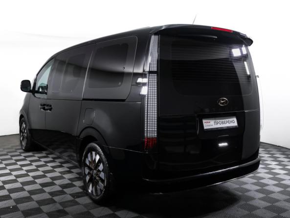 Hyundai Staria I с пробегом 2021 года, цена 3 990 000 рублей, 118800 км, минивэн, Автокод Объявления