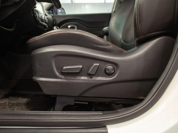 Kia Soul II Рестайлинг с пробегом 2016 года, цена 1 650 000 рублей, 140167 км, хэтчбек, Автокод Объявления