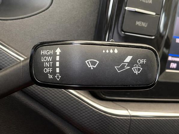 Volkswagen Polo VI с пробегом 2022 года, цена 1 467 000 рублей, 100775 км, лифтбек, Автокод Объявления