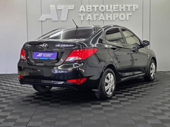 Hyundai Solaris I Рестайлинг с пробегом 2016 года, цена 1 029 000 рублей, 152000 км, седан, Автокод Объявления