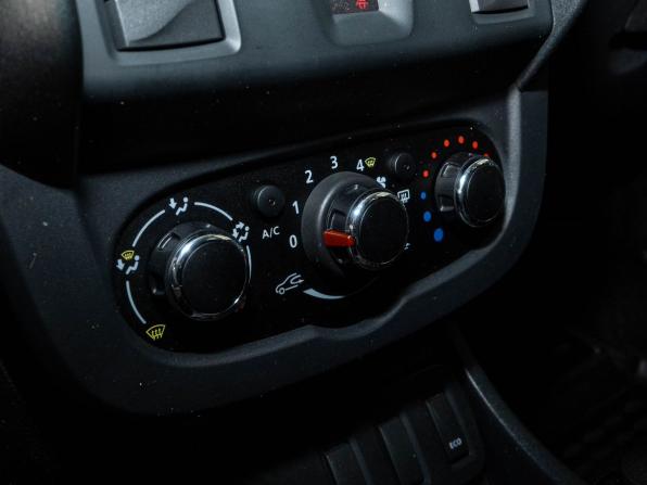 Renault Duster I Рестайлинг с пробегом 2017 года, цена 1 598 000 рублей, 67000 км, внедорожник, Автокод Объявления