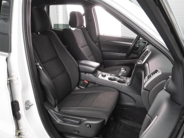 Jeep Grand Cherokee IV (WK2) Рестайлинг с пробегом 2018 года, цена 3 299 000 рублей, 166912 км, внедорожник, Автокод Объявления