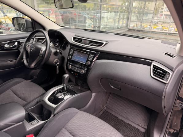 Nissan Qashqai II с пробегом 2017 года, цена 1 723 000 рублей, 55130 км, внедорожник, Автокод Объявления