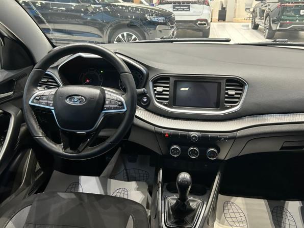 Lada (ВАЗ) Vesta I Рестайлинг (NG) с пробегом 2023 года, цена 1 095 000 рублей, 46743 км, седан, Автокод Объявления