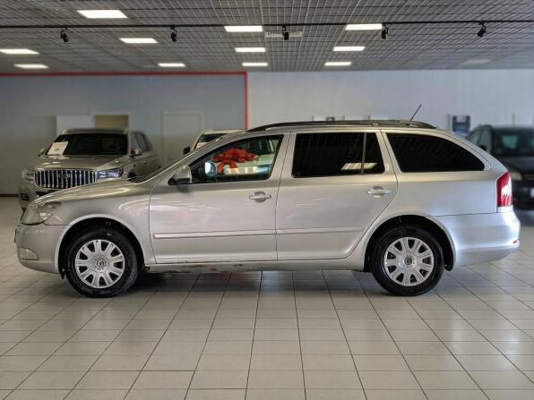 Skoda Octavia II (A5) Рестайлинг с пробегом 2012 года, цена 699 900 рублей, 126000 км, универсал, Автокод Объявления