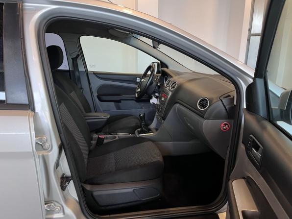 Ford Focus II Рестайлинг с пробегом 2011 года, цена 570 000 рублей, 199071 км, седан, Автокод Объявления