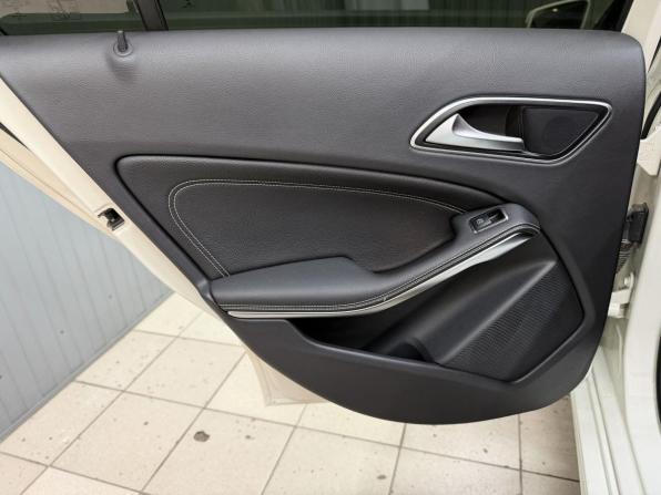 Mercedes-Benz A-Класс III (W176) с пробегом 2014 года, цена 1 239 000 рублей, 239977 км, хэтчбек, Автокод Объявления
