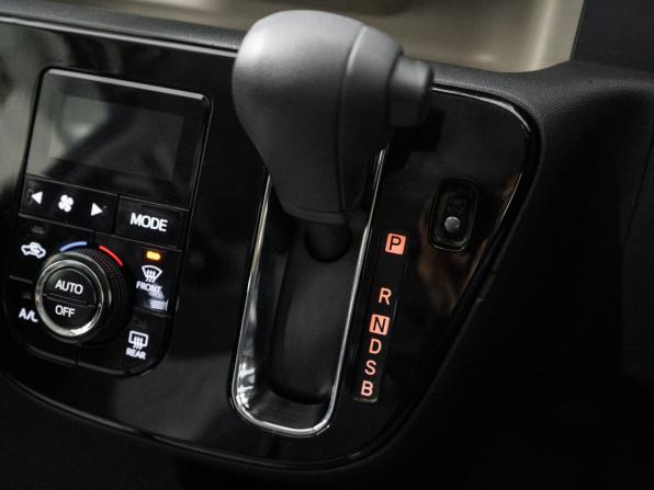 Toyota Passo III Рестайлинг с пробегом 2019 года, цена 930 000 рублей, 100485 км, хэтчбек, Автокод Объявления
