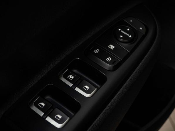 Kia Rio IV с пробегом 2019 года, цена 1 490 000 рублей, 103000 км, хэтчбек, Автокод Объявления