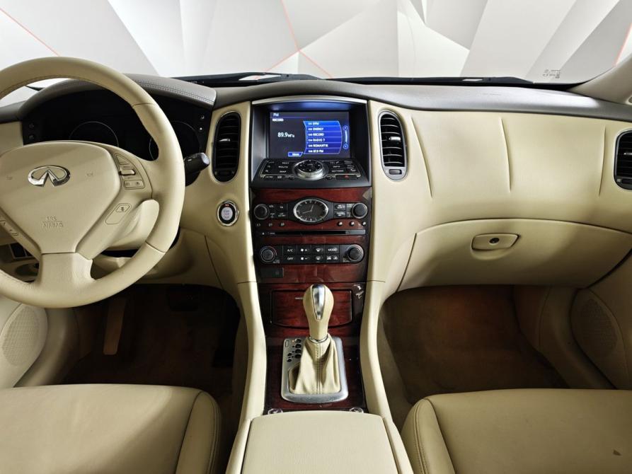 Infiniti QX50 I Москва  - изображение 14