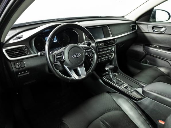 Kia Optima IV Рестайлинг с пробегом 2018 года, цена 1 749 777 рублей, 179158 км, седан, Автокод Объявления