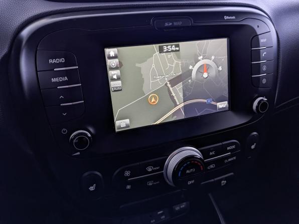 Kia Soul II Рестайлинг с пробегом 2017 года, цена 1 450 000 рублей, 95008 км, хэтчбек, Автокод Объявления