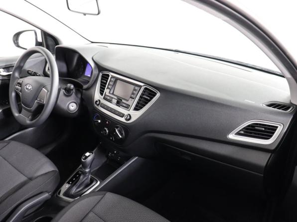 Hyundai Solaris II Рестайлинг с пробегом 2021 года, цена 2 147 000 рублей, 14765 км, седан, Автокод Объявления