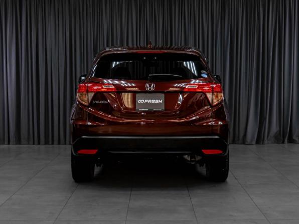 Honda Vezel I с пробегом 2015 года, цена 1 769 000 рублей, 117867 км, внедорожник, Автокод Объявления