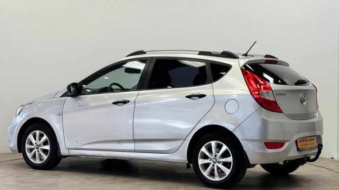 Hyundai Solaris I с пробегом 2012 года, цена 589 000 рублей, 188000 км, хэтчбек, Автокод Объявления