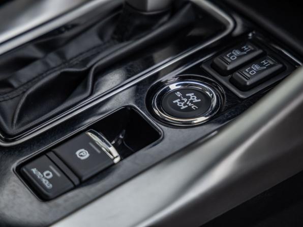 Mitsubishi Eclipse Cross I Рестайлинг с пробегом 2022 года, цена 2 598 000 рублей, 37102 км, внедорожник, Автокод Объявления