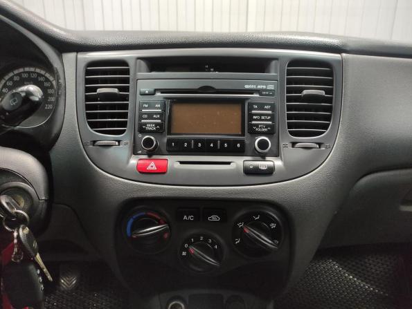Kia Rio II Рестайлинг с пробегом 2009 года, цена 465 000 рублей, 193784 км, хэтчбек, Автокод Объявления