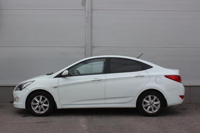 Hyundai Solaris I Рестайлинг с пробегом 2016 года, цена 897 000 рублей, 215641 км, седан, Автокод Объявления