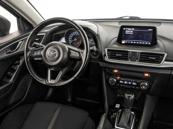 Mazda 3 III (BM) Рестайлинг с пробегом 2017 года, цена 1 535 000 рублей, 136614 км, хэтчбек, Автокод Объявления