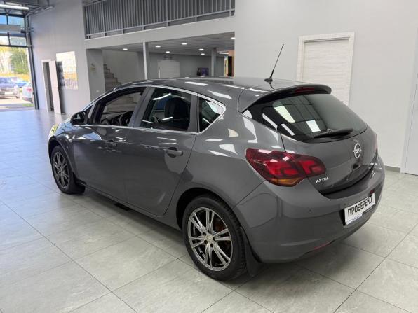 Opel Astra J с пробегом 2011 года, цена 640 001 рубль, 208000 км, хэтчбек, Автокод Объявления