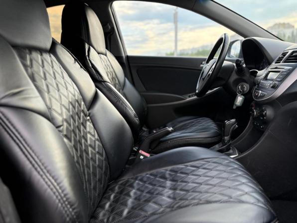 Hyundai Solaris I с пробегом 2014 года, цена 950 000 рублей, 174055 км, седан, Автокод Объявления