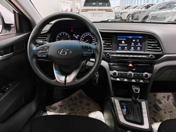Hyundai Elantra VI (AD) Рестайлинг с пробегом 2019 года, цена 1 800 000 рублей, 67419 км, седан, Автокод Объявления