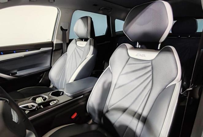 Geely Atlas II с пробегом 2024 года, цена 3 190 000 рублей, 23905 км, внедорожник, Автокод Объявления