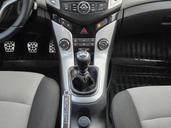 Chevrolet Cruze I Рестайлинг с пробегом 2014 года, цена 755 000 рублей, 182915 км, хэтчбек, Автокод Объявления