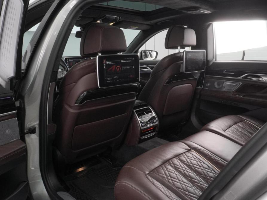 BMW 7 серии VI (G11/G12) Рестайлинг Воронеж  - изображение 11