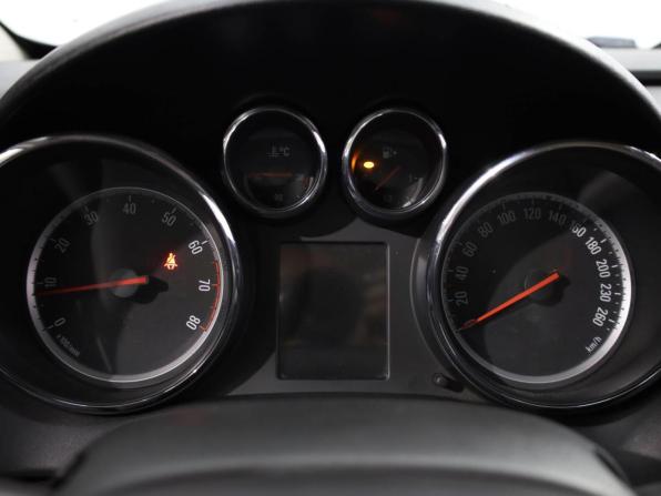Opel Astra J с пробегом 2011 года, цена 749 000 рублей, 173318 км, хэтчбек, Автокод Объявления