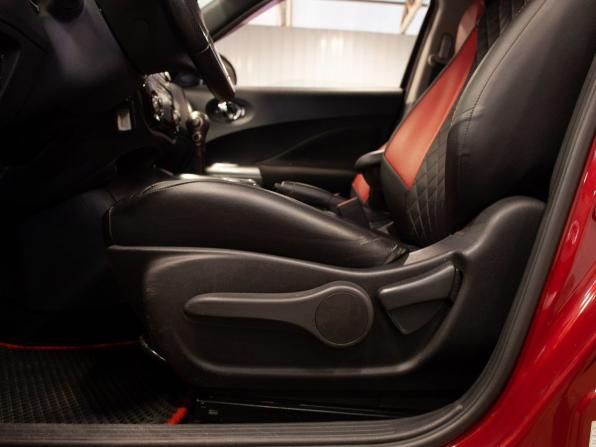 Nissan Juke I с пробегом 2014 года, цена 1 085 000 рублей, 106892 км, внедорожник, Автокод Объявления