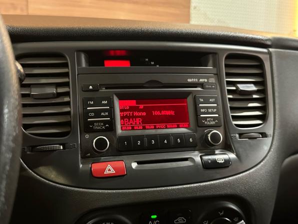 Kia Rio II Рестайлинг с пробегом 2010 года, цена 499 990 рублей, 225896 км, седан, Автокод Объявления