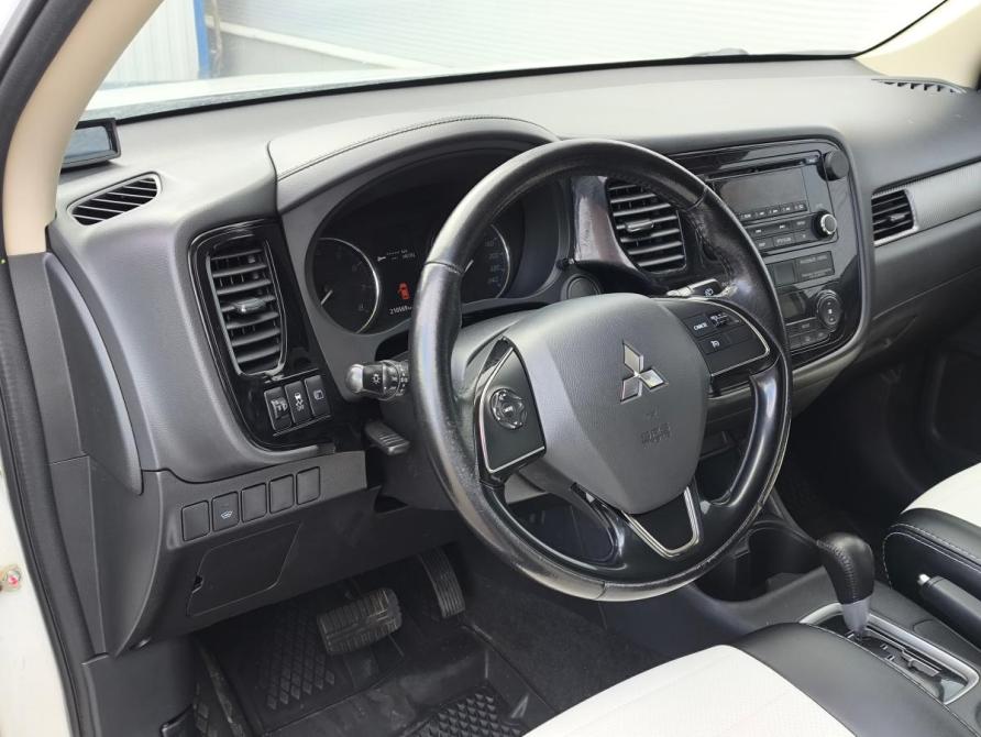 Mitsubishi Outlander III Рестайлинг 2 Белгород  - изображение 7