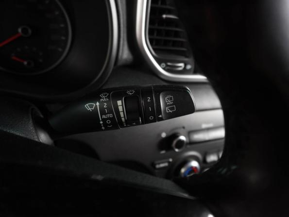 Kia Sportage IV Рестайлинг с пробегом 2022 года, цена 2 599 000 рублей, 97212 км, внедорожник, Автокод Объявления