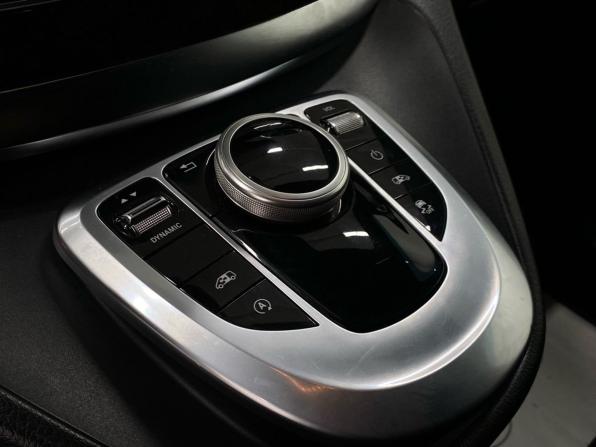 Mercedes-Benz V-Класс III (W447) с пробегом 2018 года, цена 4 325 000 рублей, 145542 км, минивэн, Автокод Объявления