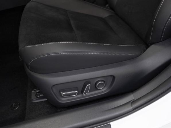 Toyota Camry IX (XV80) China Market с пробегом 2026 года, цена 4 400 000 рублей, 23 км, седан, Автокод Объявления