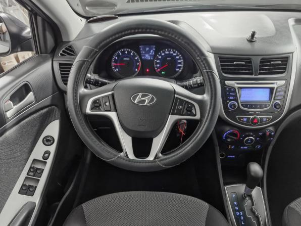 Hyundai Solaris I с пробегом 2011 года, цена 639 000 рублей, 171561 км, хэтчбек, Автокод Объявления