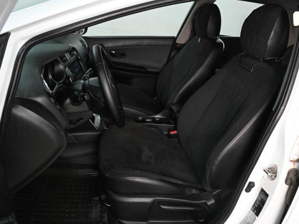 Kia Ceed II с пробегом 2013 года, цена 1 335 000 рублей, 163752 км, хэтчбек, Автокод Объявления