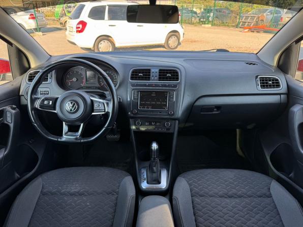 Volkswagen Polo V Рестайлинг с пробегом 2018 года, цена 1 299 000 рублей, 88650 км, седан, Автокод Объявления