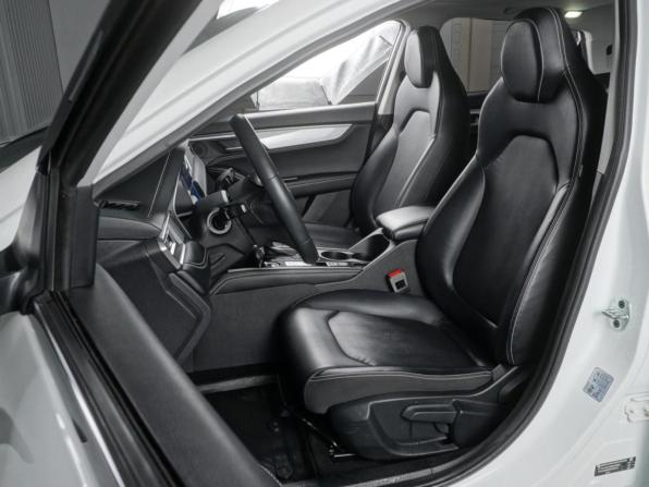 JAC J7 I с пробегом 2023 года, цена 1 620 000 рублей, 40046 км, лифтбек, Автокод Объявления