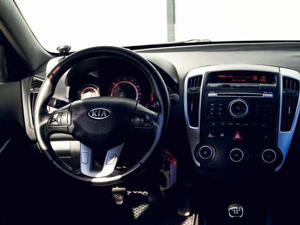 Kia Ceed I с пробегом 2010 года, цена 485 000 рублей, 263000 км, хэтчбек, Автокод Объявления