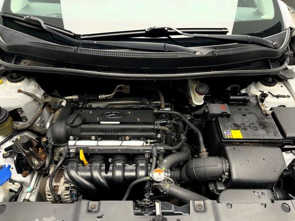 Hyundai Solaris I с пробегом 2013 года, цена 739 000 рублей, 146000 км, седан, Автокод Объявления