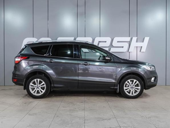 Ford Kuga II Рестайлинг с пробегом 2017 года, цена 1 589 000 рублей, 207582 км, внедорожник, Автокод Объявления