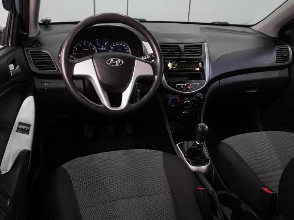 Hyundai Solaris I с пробегом 2012 года, цена 699 000 рублей, 198531 км, хэтчбек, Автокод Объявления