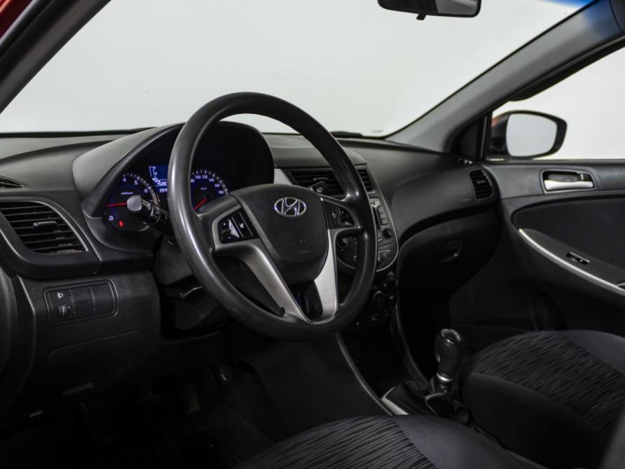 Hyundai Solaris I Рестайлинг Москва  - изображение 8