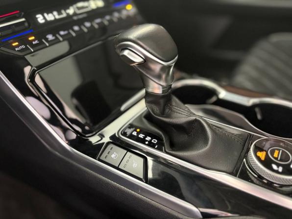 Kia Mohave I Рестайлинг 2 с пробегом 2020 года, цена 4 023 900 рублей, 128910 км, внедорожник, Автокод Объявления